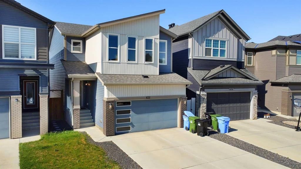 672 Walgrove Boulevard SE, Calgary — main listing photo