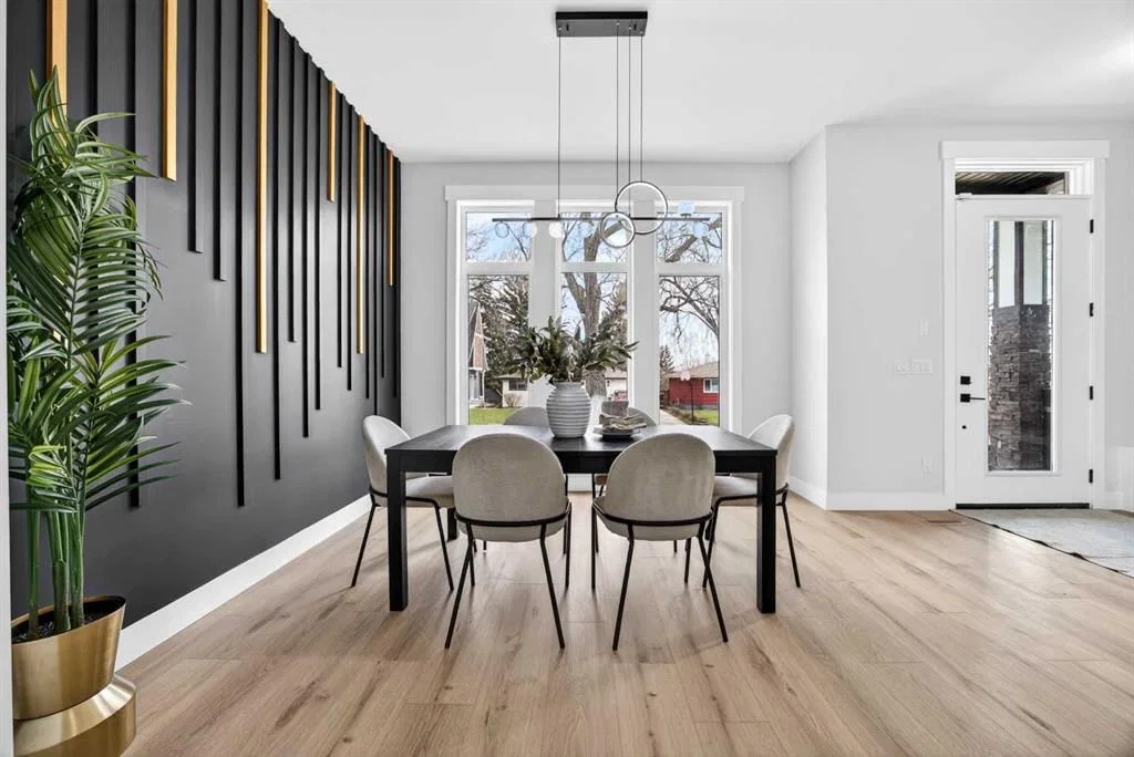 107 Hartford Road NW, Calgary — photo 3 of 50