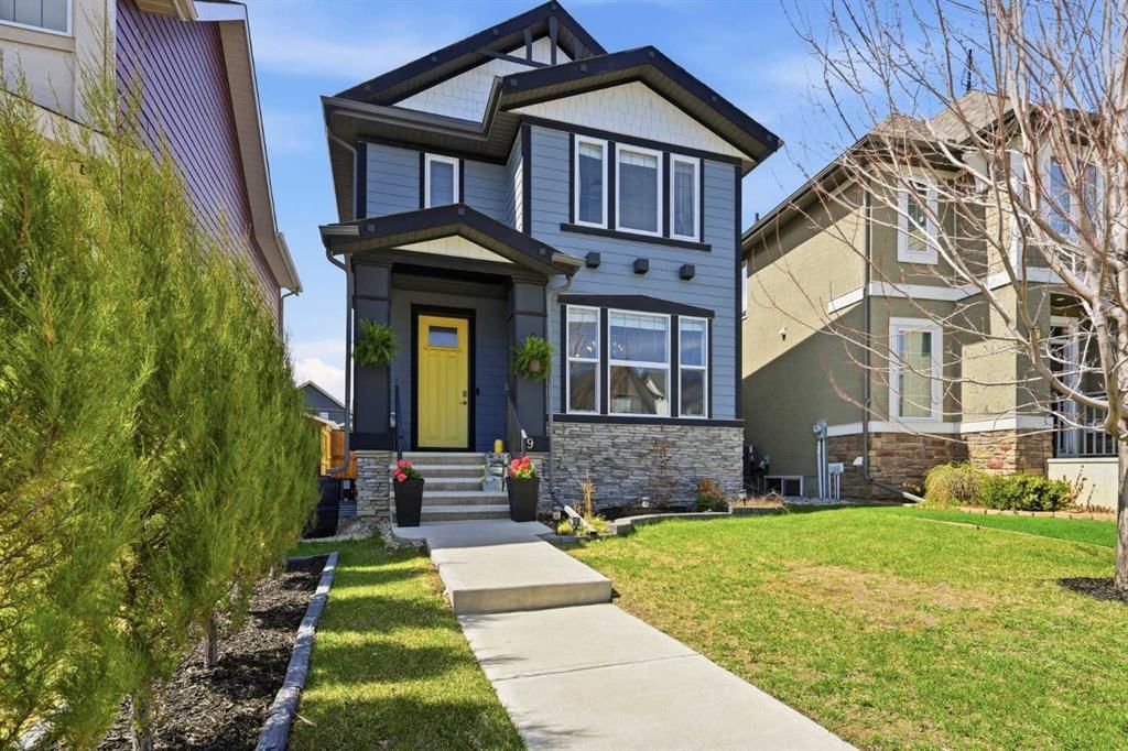 19 Marquis Gardens SE, Calgary — main listing photo