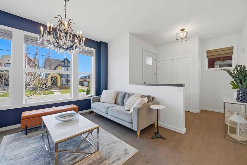 19 Marquis Gardens SE, Calgary — photo 2 of 46