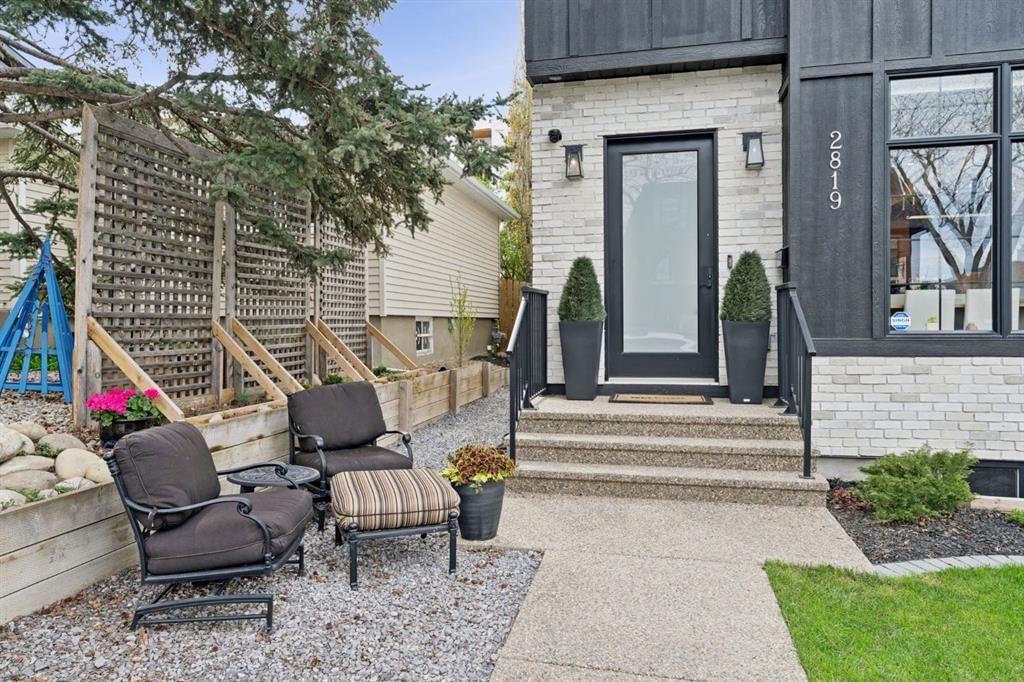 2819 36 Street SW, Calgary — photo 3 of 47