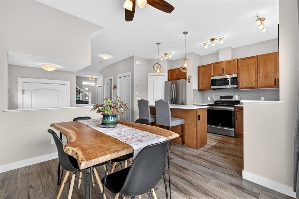 305 Seton Circle SE, Calgary — photo 2 of 26