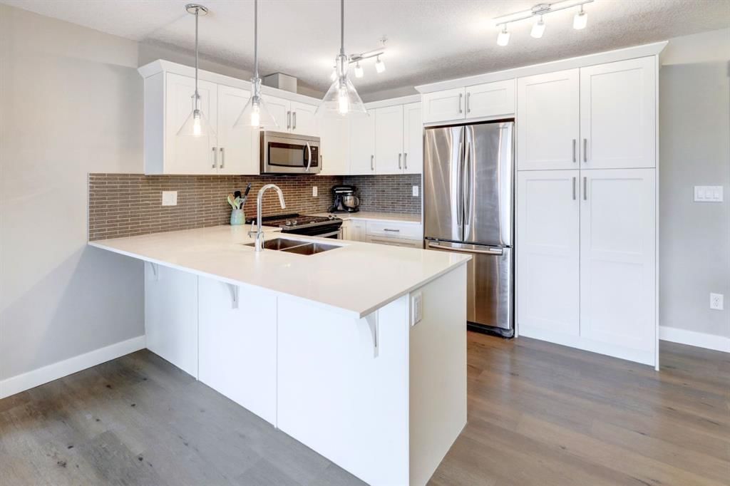 4305, 450 Sage Valley Drive NW, Calgary — photo 3 of 43