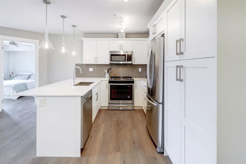 4305, 450 Sage Valley Drive NW, Calgary — photo 4 of 43