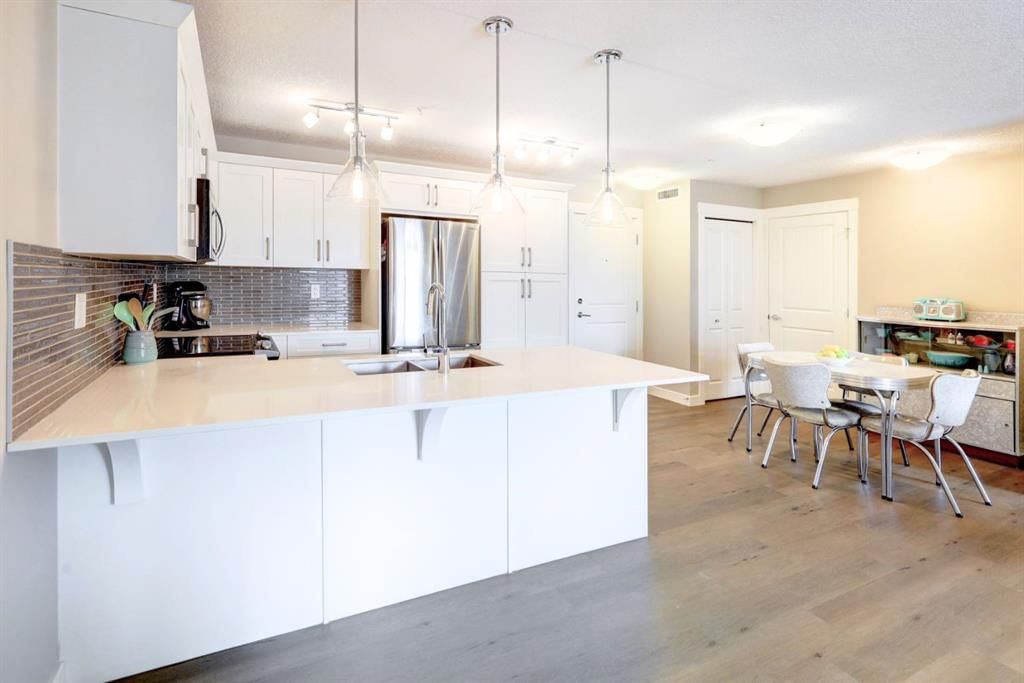 4305, 450 Sage Valley Drive NW, Calgary — photo 5 of 43