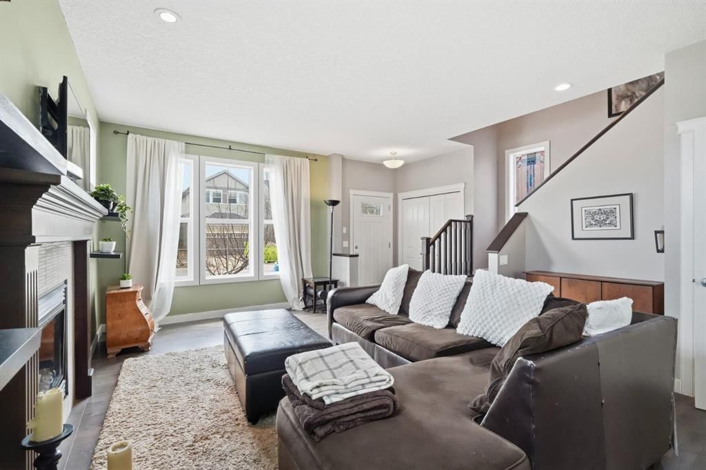 42 Sage Hill Green NW, Calgary — photo 4 of 36