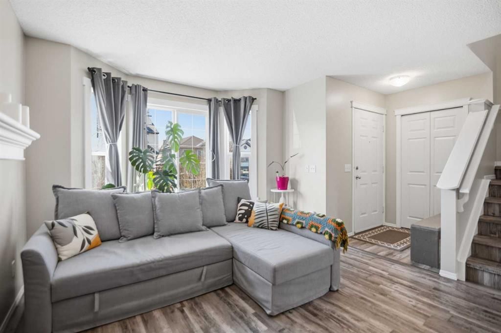 46 Saddlemont Way NE, Calgary — photo 3 of 34