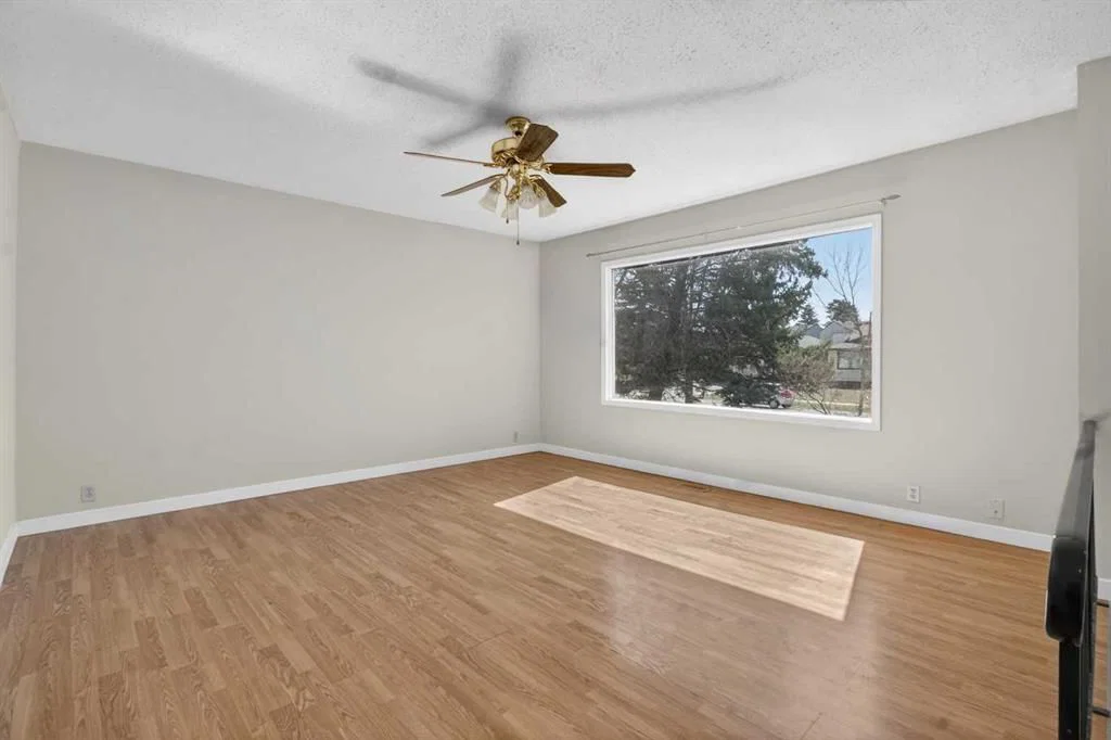 900 Abbeydale Drive NE, Calgary — photo 3 of 36