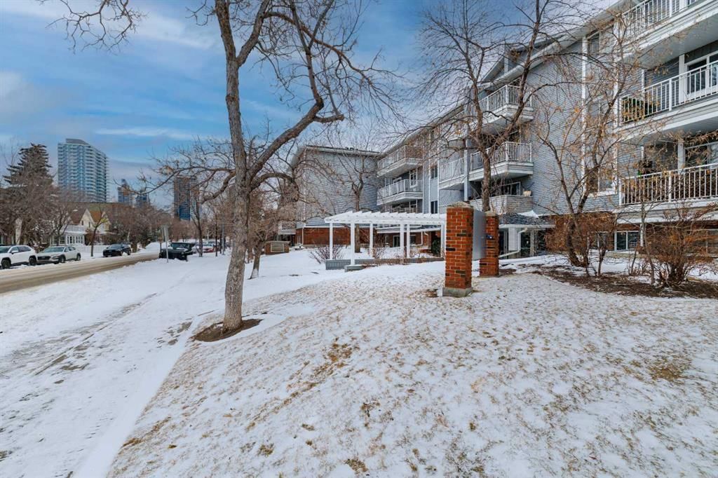 313, 1735 11 Avenue SW, Calgary — photo 2 of 37