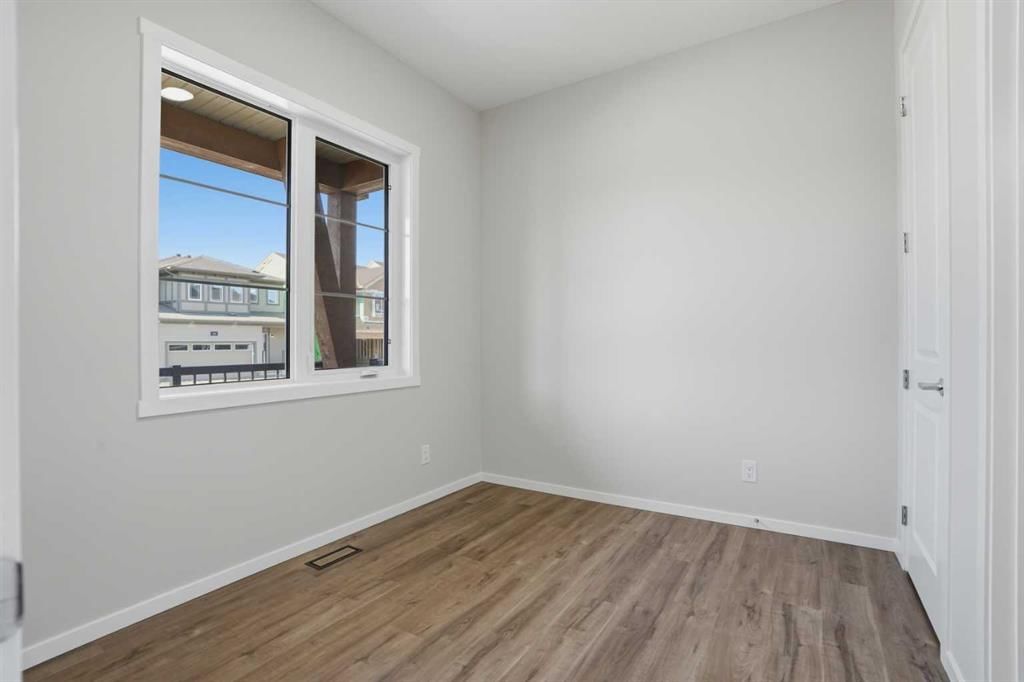 71 Carringwood Rise NW, Calgary — photo 5 of 38