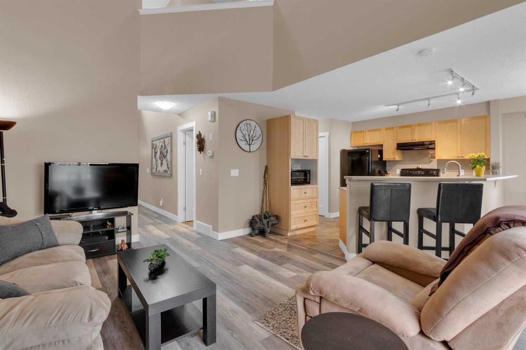 161 Citadel Meadow Gardens NW, Calgary — photo 4 of 35