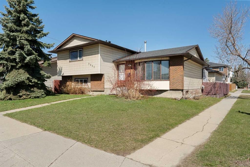 7003 Temple Drive NE, Calgary — main listing photo