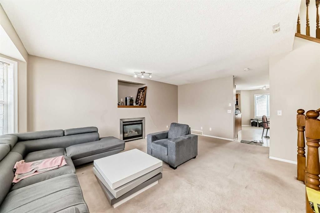 111 Tarawood Road NE, Calgary — photo 5 of 50