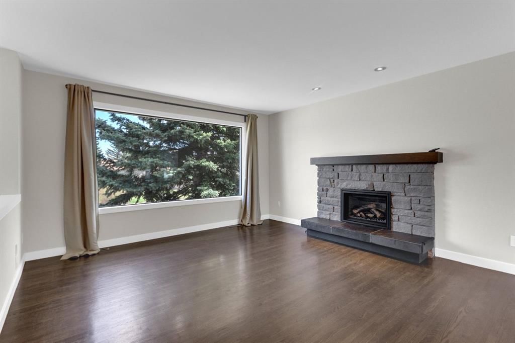 5615 Lakeview Drive SW, Calgary — photo 3 of 33