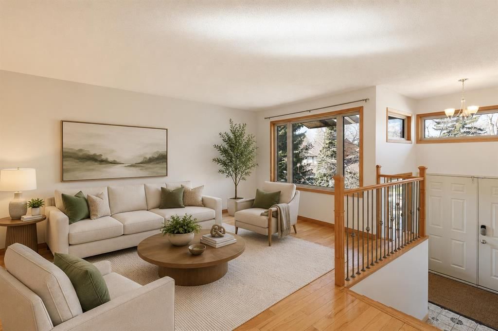 48 Ranchridge Drive NW, Calgary — photo 4 of 41