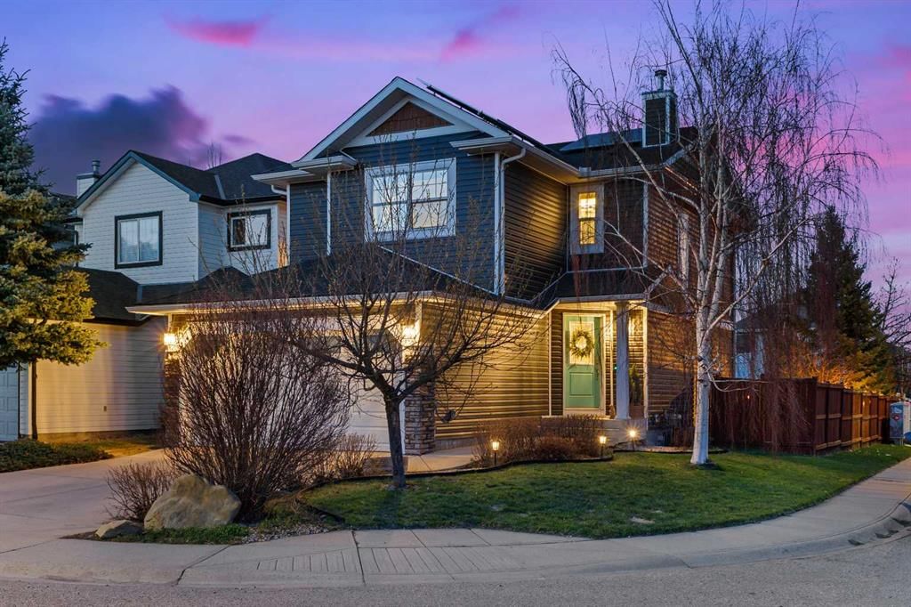 92 Bridlewood Park SW, Calgary — main listing photo