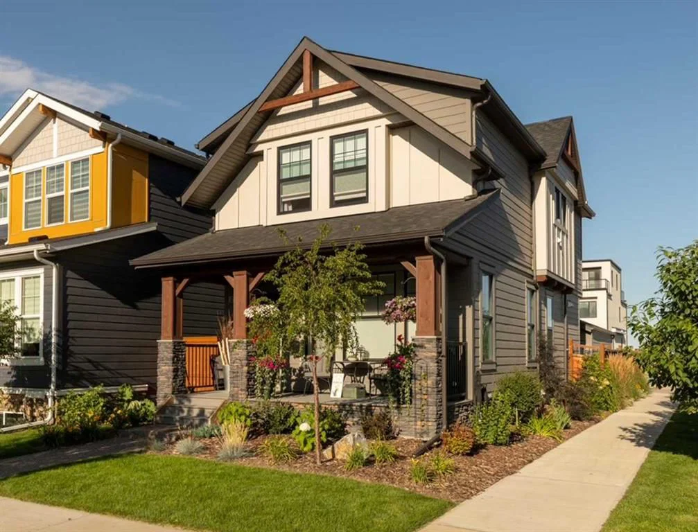 120 Treeline Manor SW, Calgary — main listing photo