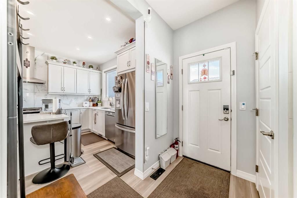 1140 Legacy Circle SE, Calgary — photo 4 of 50