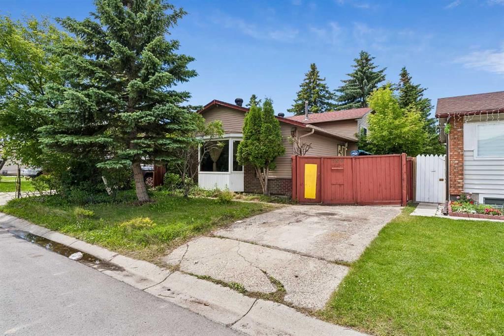 189 Whitaker Close NE, Calgary — main listing photo