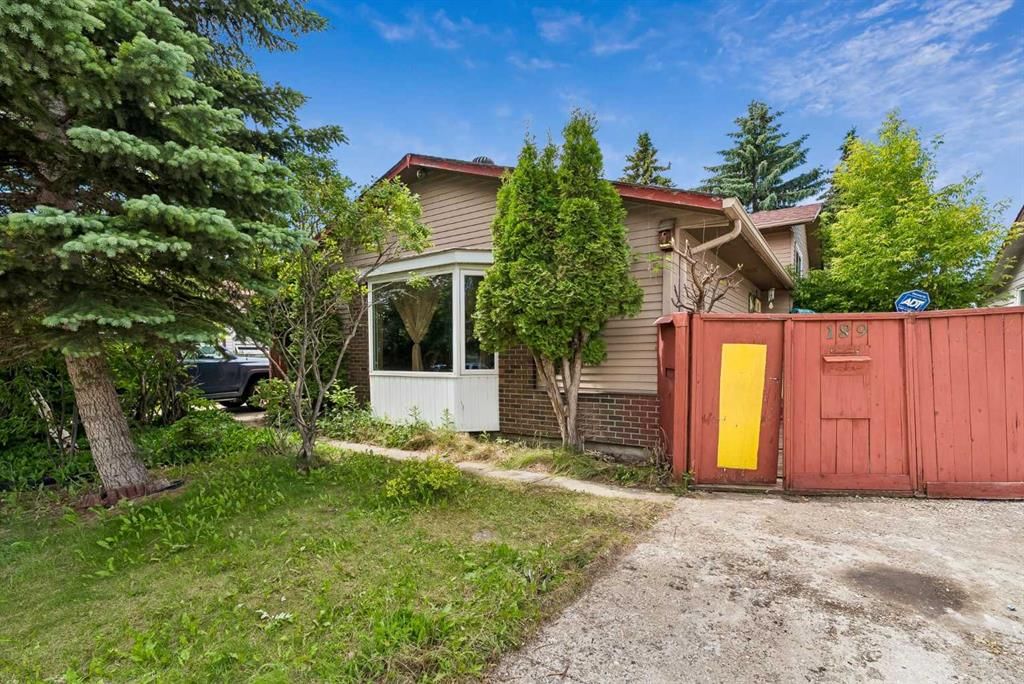 189 Whitaker Close NE, Calgary — photo 3 of 15