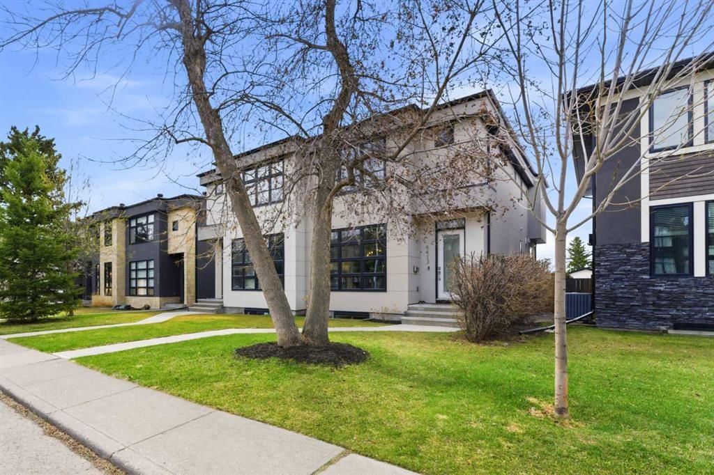 4413 35 Avenue SW, Calgary — photo 2 of 50