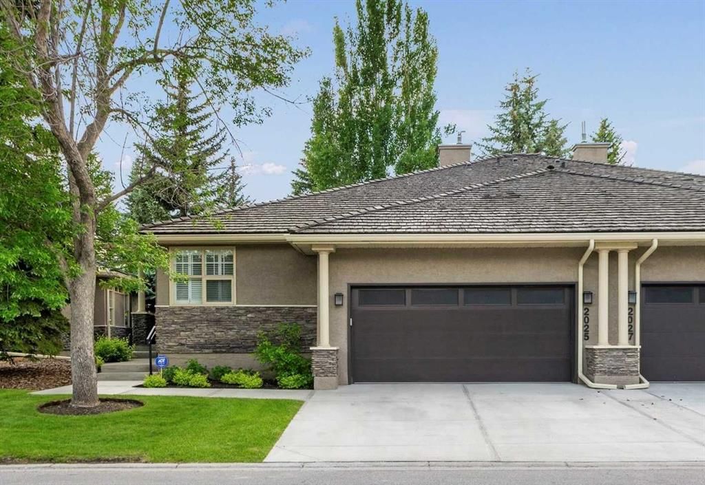 2025 Palermo Way SW, Calgary — main listing photo