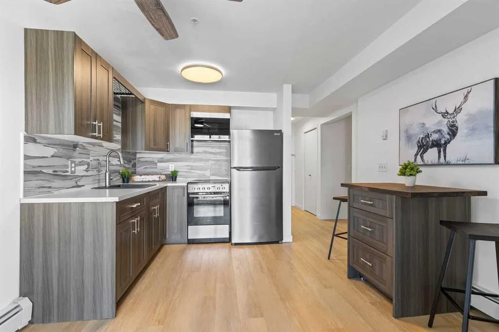 4205, 1620 70 Street SE, Calgary — main listing photo