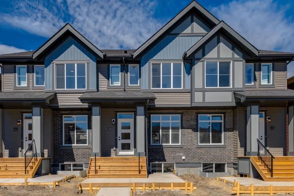 219 Sora Boulevard SE, Calgary — main listing photo