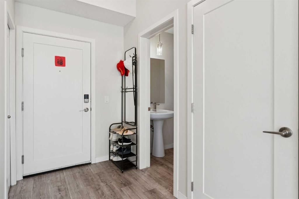 222, 7 Westpark Common SW, Calgary — photo 4 of 29