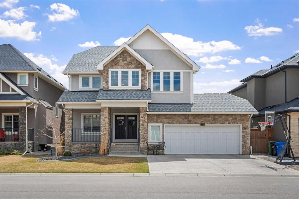 25 Westland Crescent SW, Calgary — main listing photo