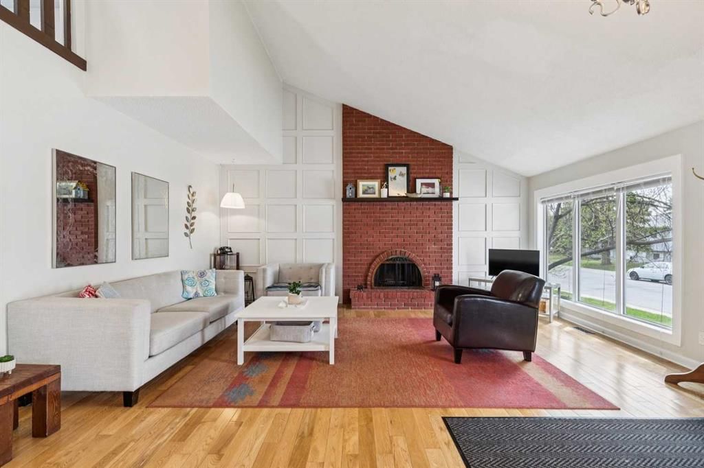 1848 38 Street NE, Calgary — photo 4 of 50