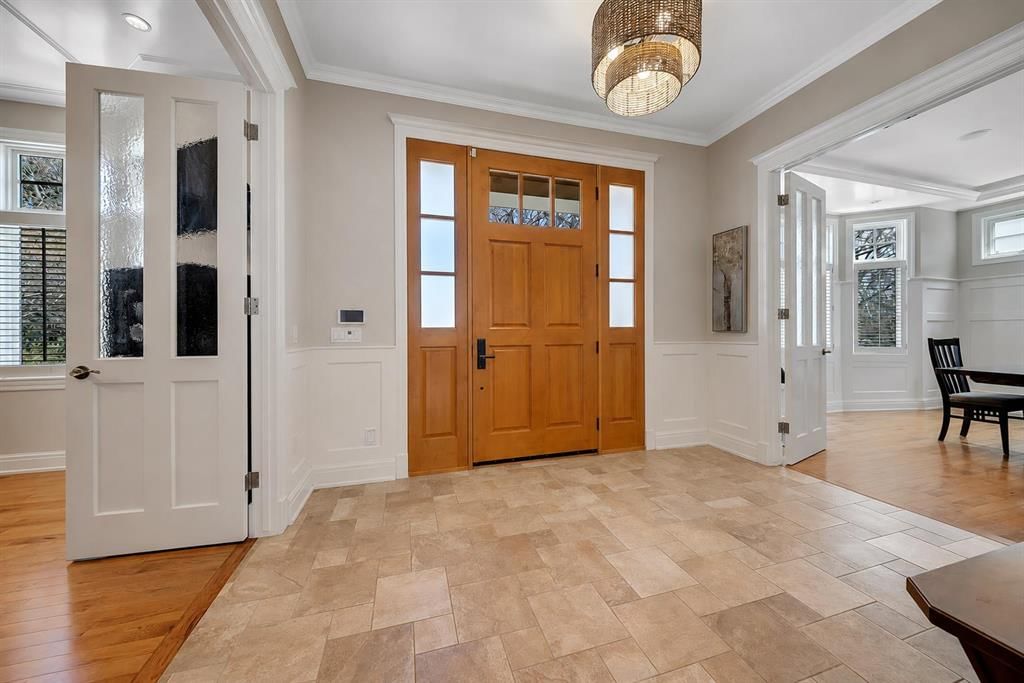 1225 20 Street NW, Calgary — photo 2 of 50