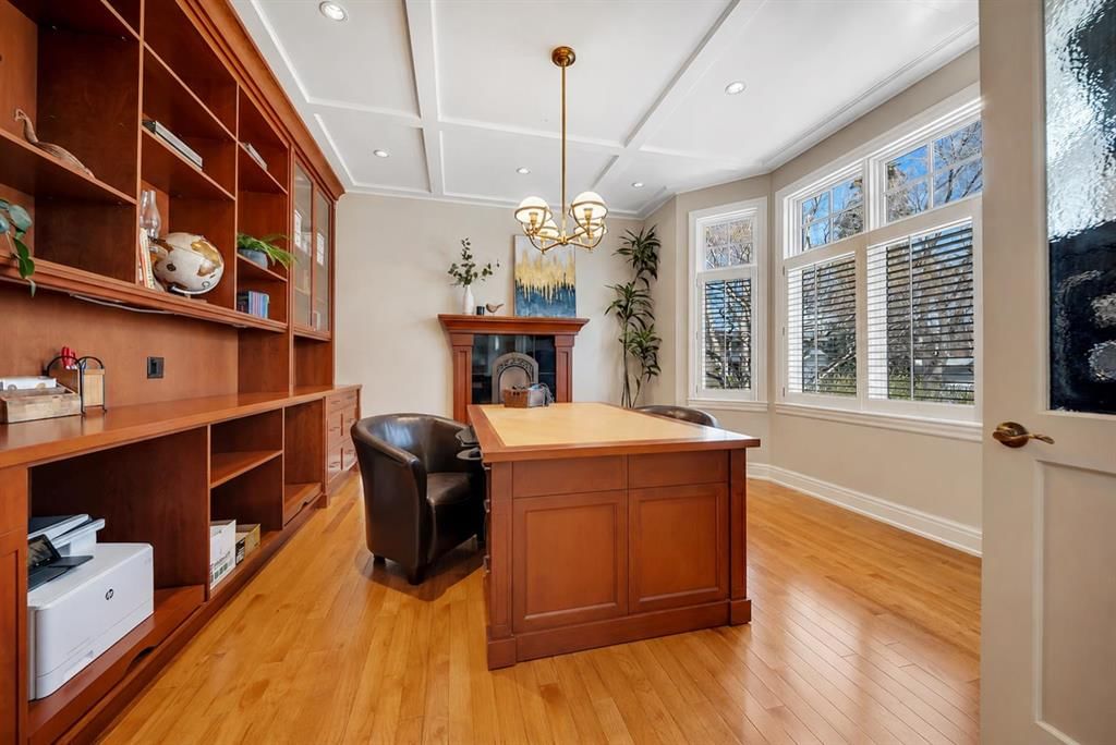 1225 20 Street NW, Calgary — photo 3 of 50