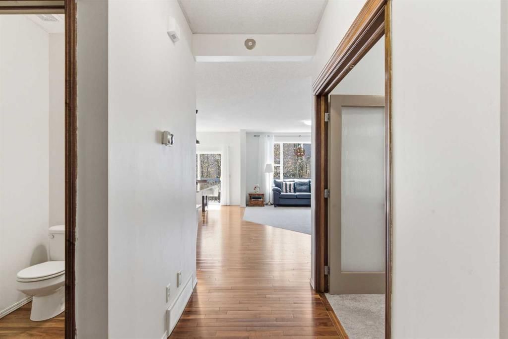 69 Everoak Circle SW, Calgary — photo 3 of 49