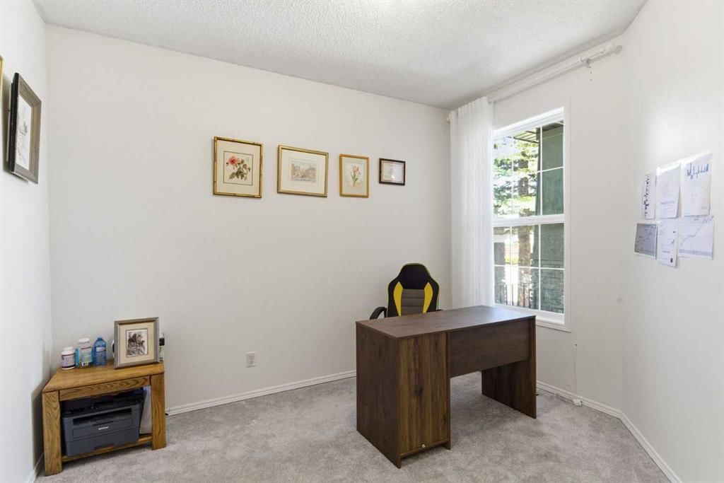 69 Everoak Circle SW, Calgary — photo 4 of 49