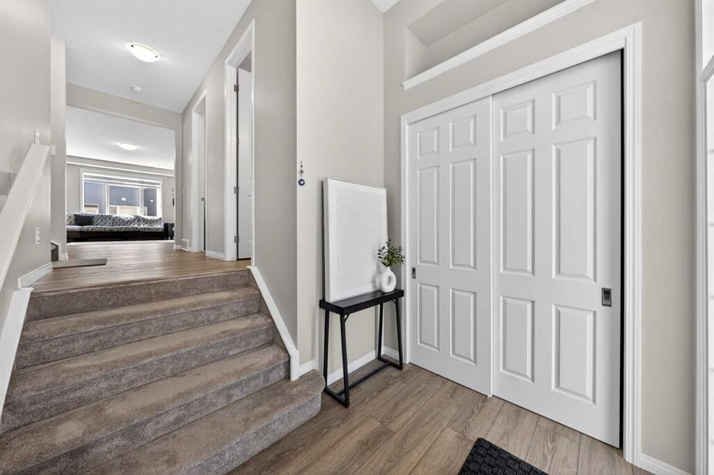 95 Carrington Close NW, Calgary — photo 4 of 50