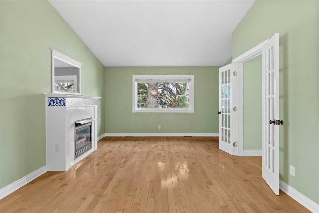 164 Sun Valley Drive SE, Calgary — photo 4 of 50