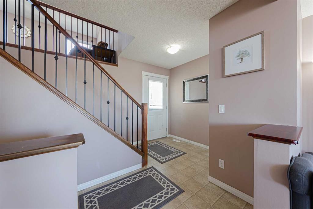 133 Saddlefield Place NE, Calgary — photo 3 of 38