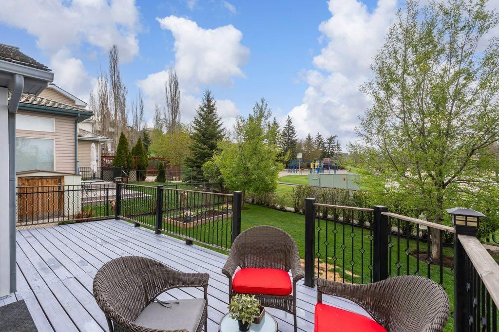 2 Springbank Crescent SW, Calgary — main listing photo