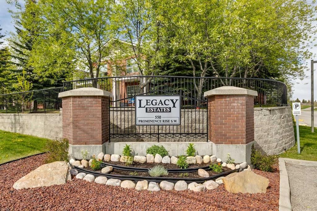 120, 550 Prominence Rise SW, Calgary — photo 2 of 31