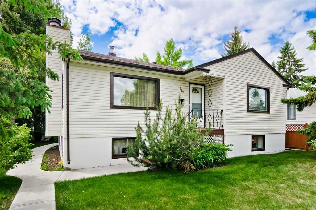 617 17 Avenue NE, Calgary — main listing photo