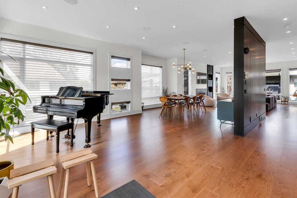 2540 2 Avenue NW, Calgary — photo 3 of 49