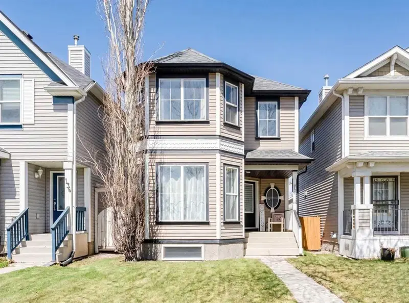 140 Prestwick Avenue SE, Calgary — main listing photo