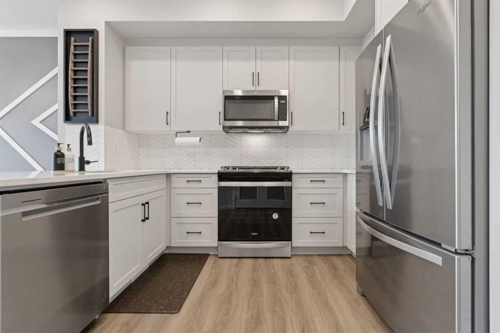 79 Magnolia Heath SE, Calgary — photo 3 of 25