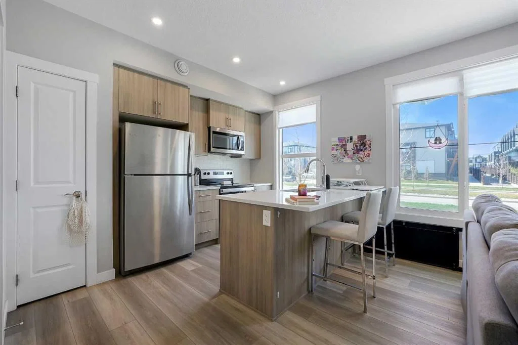 20944 Seton Way SE, Calgary — photo 5 of 13