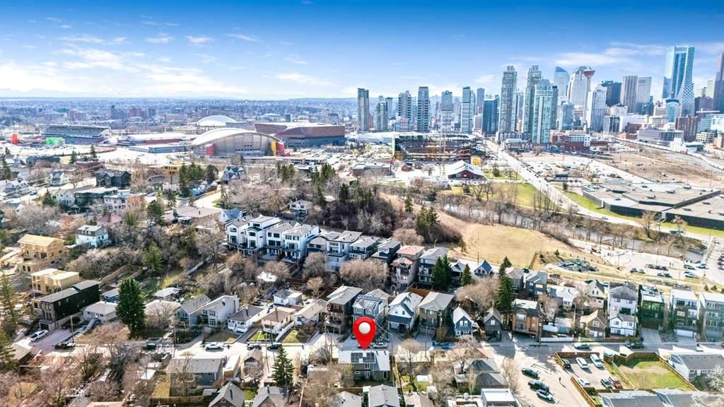 1110 Maggie Street SE, Calgary — main listing photo