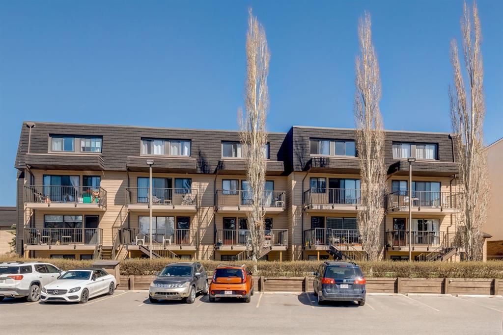 58, 3519 49 Street NW, Calgary — main listing photo