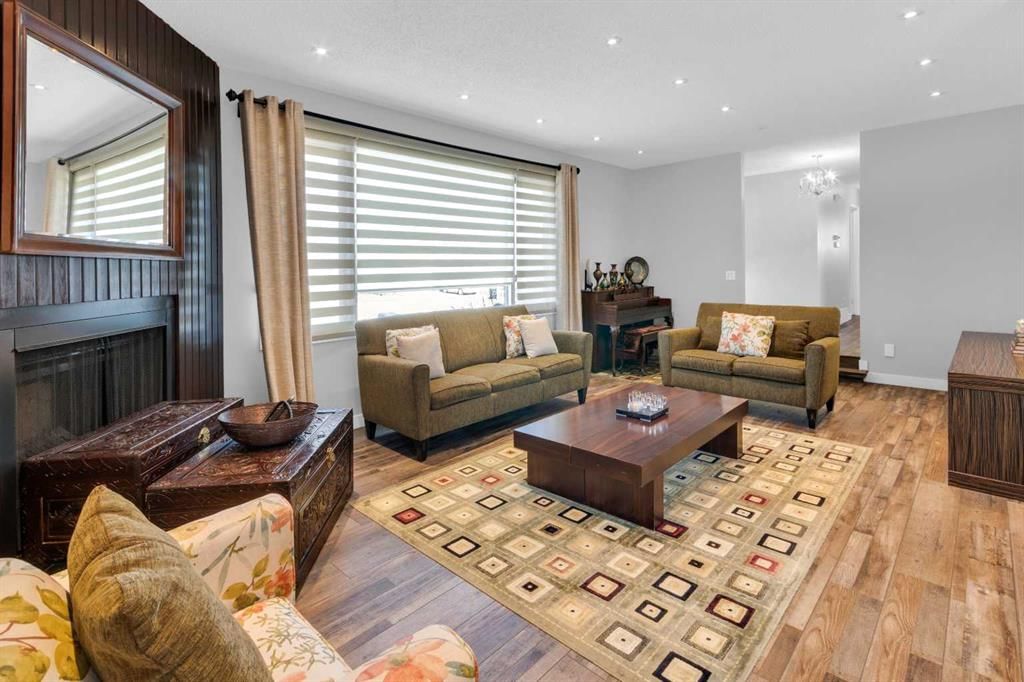 549 Rundleville Place NE, Calgary — photo 3 of 26