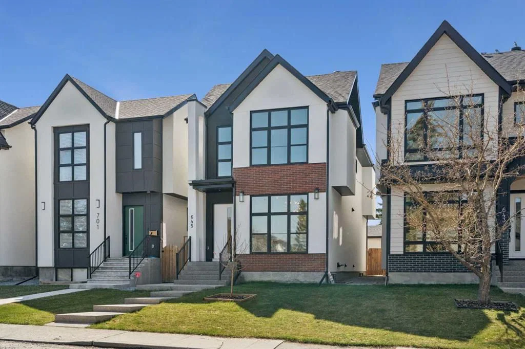 645 36 Street SW, Calgary — photo 3 of 47