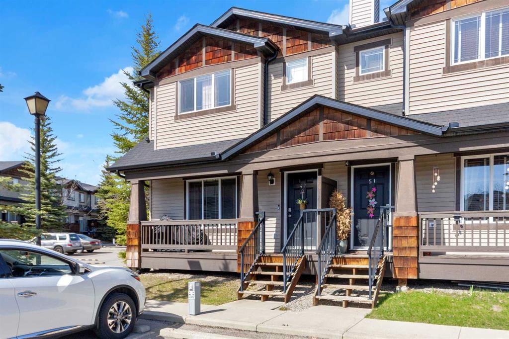 47 Panatella Park NW, Calgary — main listing photo